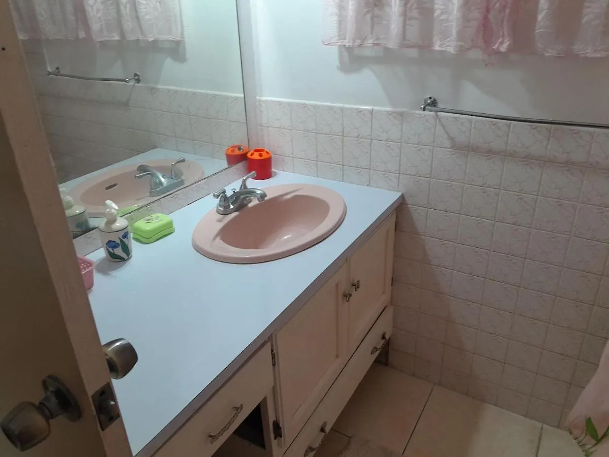 Villa Chinnor-Kent Ave Montego Bay
