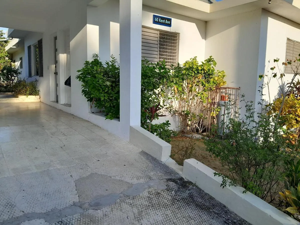 Villa Chinnor-Kent Ave Montego Bay