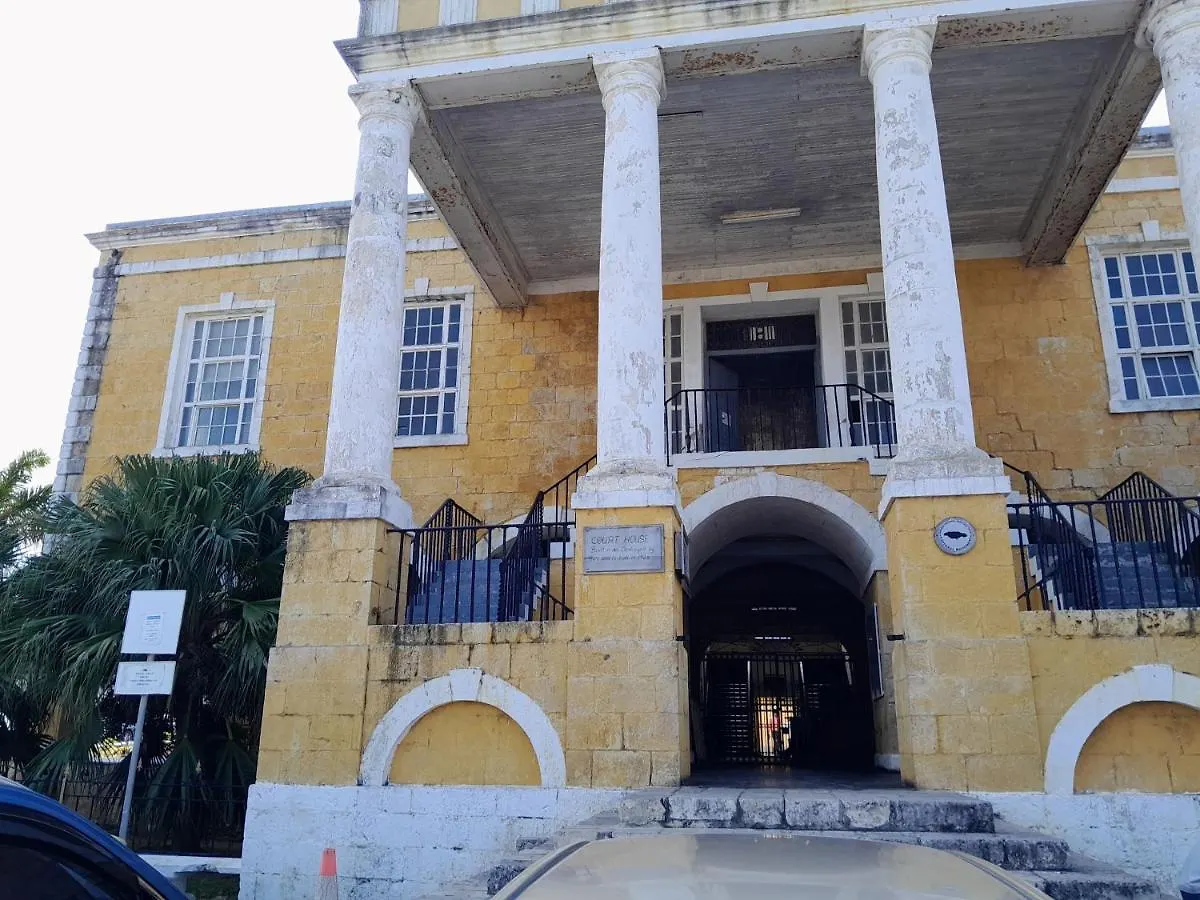 Villa Chinnor-Kent Ave Montego Bay