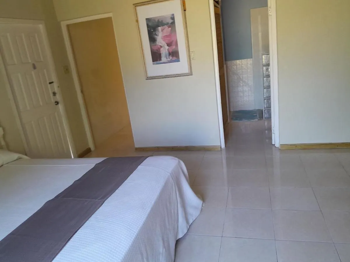 Villa Chinnor-Kent Ave Montego Bay